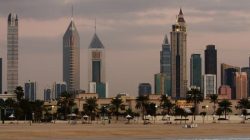 Investasi dalam teknologi kota pintar memposisikan Dubai sebagai pusat kota yang futuristik.